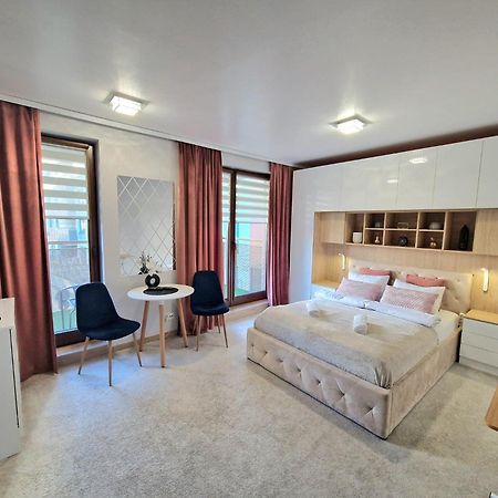 Green Terrace Centrum Apartment Breslavia Esterno foto