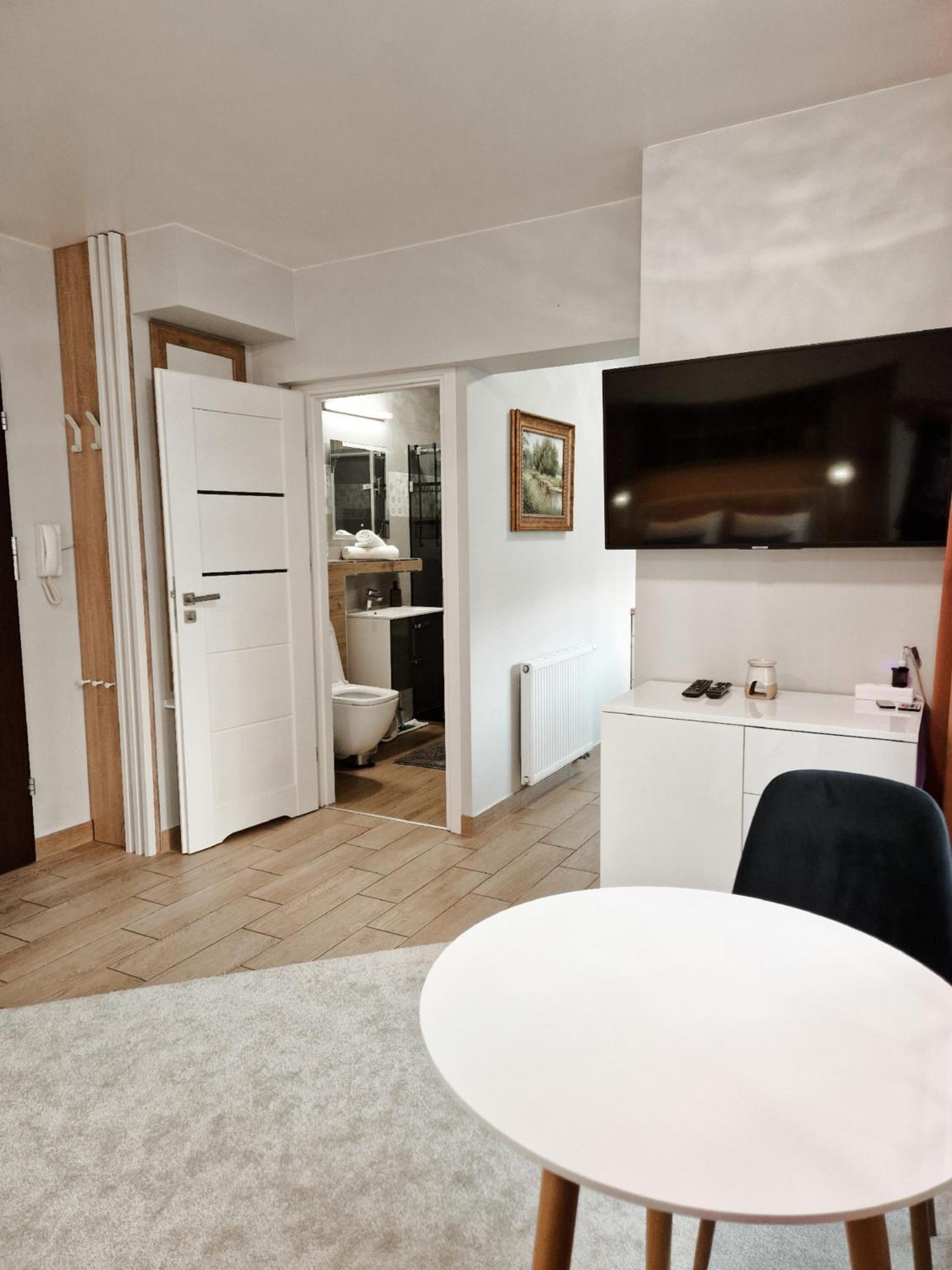 Green Terrace Centrum Apartment Breslavia Esterno foto