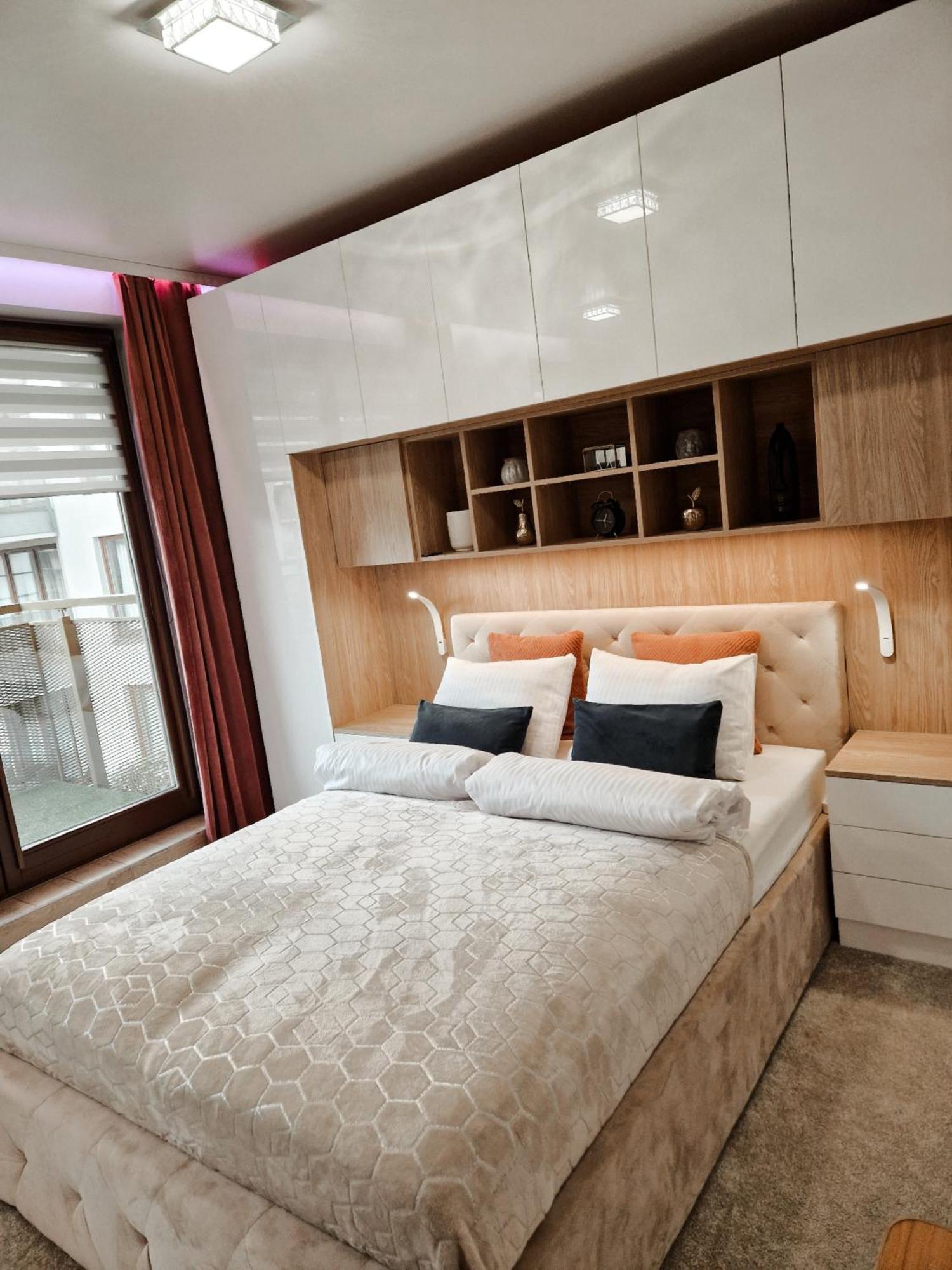 Green Terrace Centrum Apartment Breslavia Esterno foto